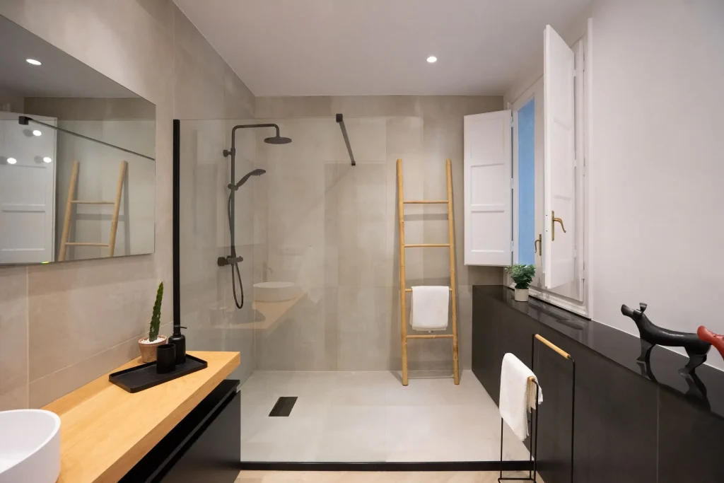 Innovación en duchas: experiencias únicas en tu baño