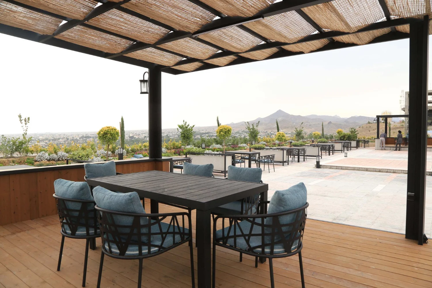 Cuál es el mejor suelo para exterior para instalar en Madrid